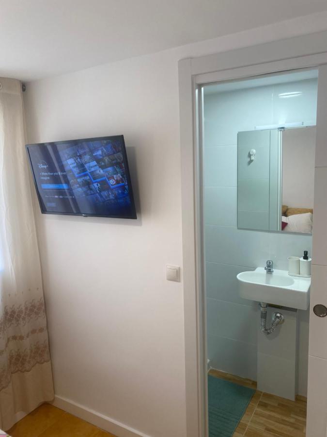 Habitaciones Con Bano Y Cocina Privada Valencia Kültér fotó