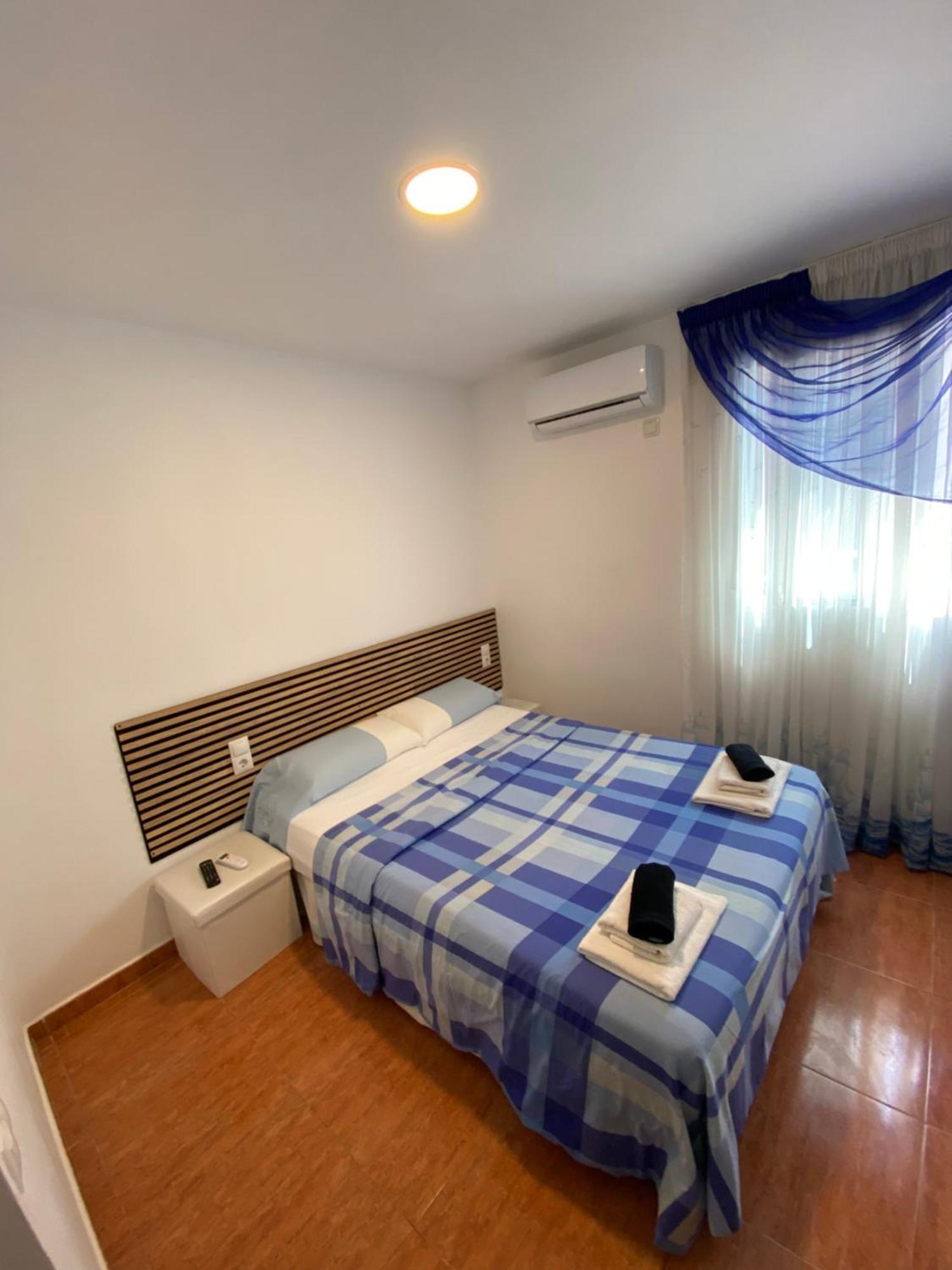 Habitaciones Con Bano Y Cocina Privada Valencia Kültér fotó